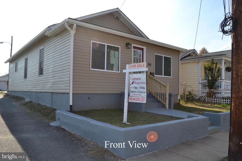310 3rd Ave, Quantico, VA 22134