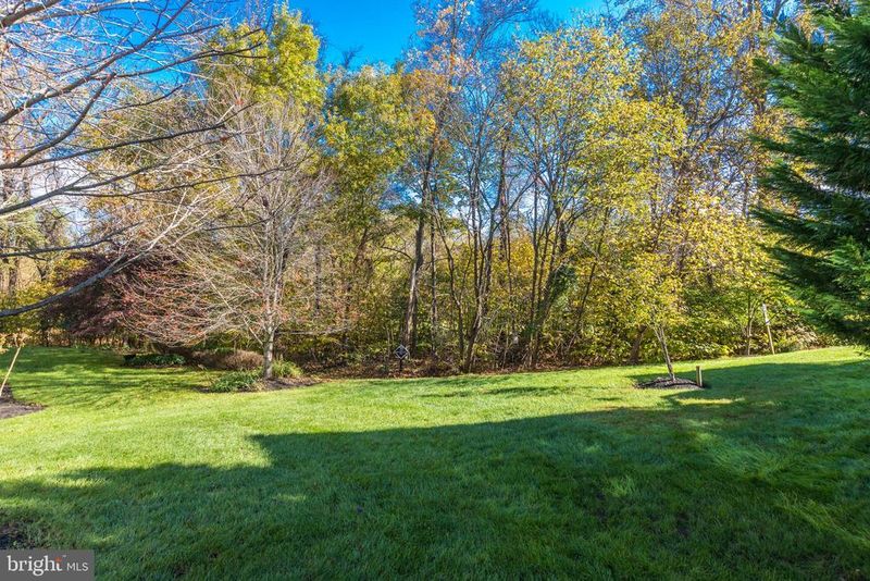 44204 Riverpoint Dr, Leesburg, VA 20176