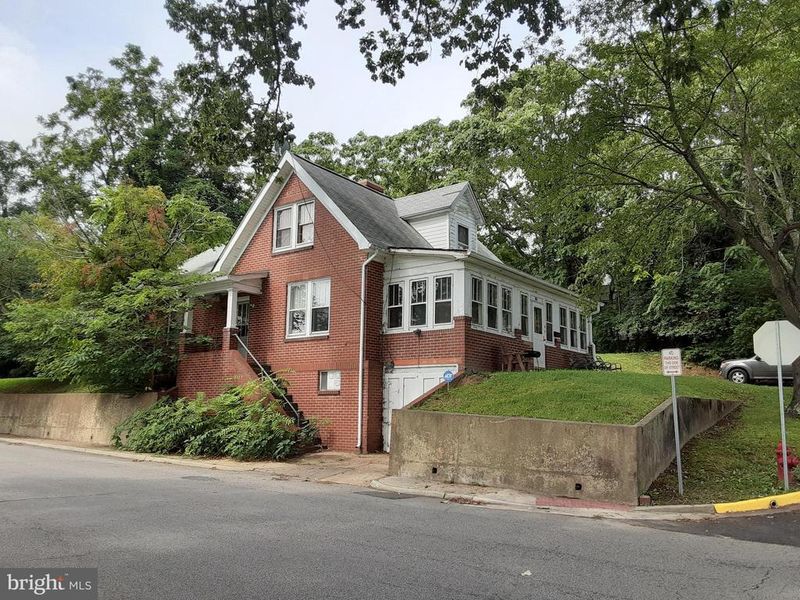 200 4th Ave, Quantico, VA 22134