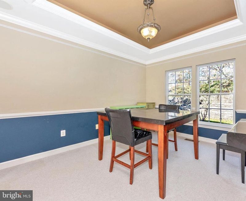 16 Brad Alan Dr, Brunswick, MD 21758