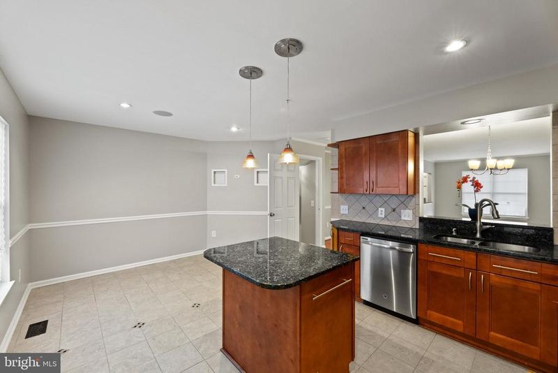 7063 Gresham Ct W, Frederick, MD 21703