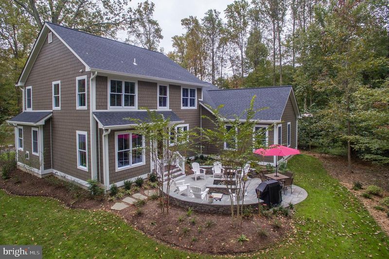 7084 Myrtle Ave, North Beach, MD 20714