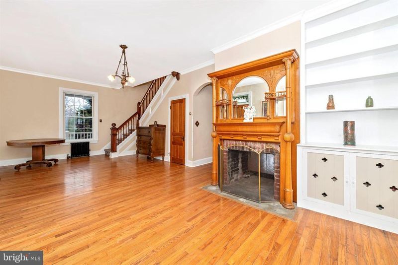 6815 Maryland Ave, Braddock Heights, MD 21714