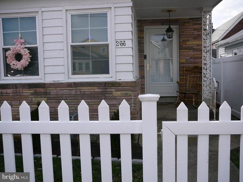 266 4th Ave, Quantico, VA 22134