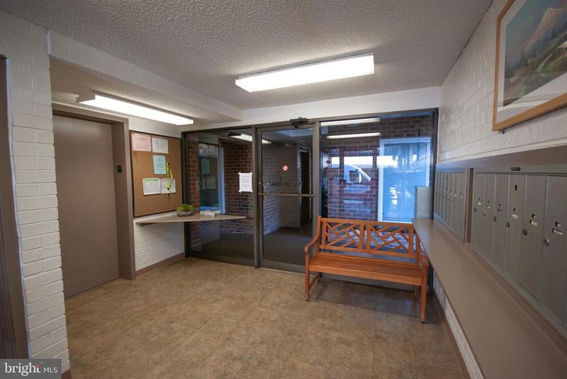 3510 Forest Edge Dr #2D, Silver Spring, MD 20906