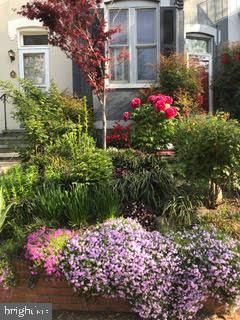 516 E St SE, Washington, DC 20003