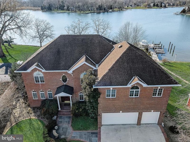 820 Cedar Dr, Deale, MD 20751