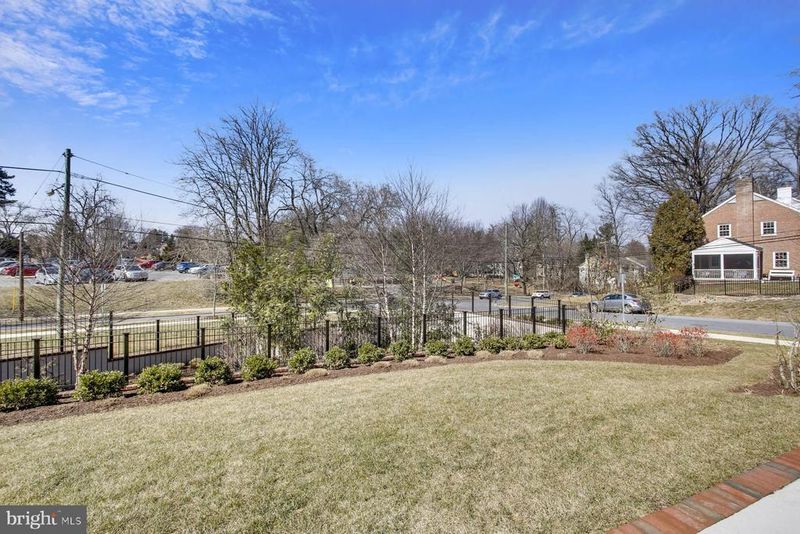 642 Ellsworth Dr, Silver Spring, MD 20910