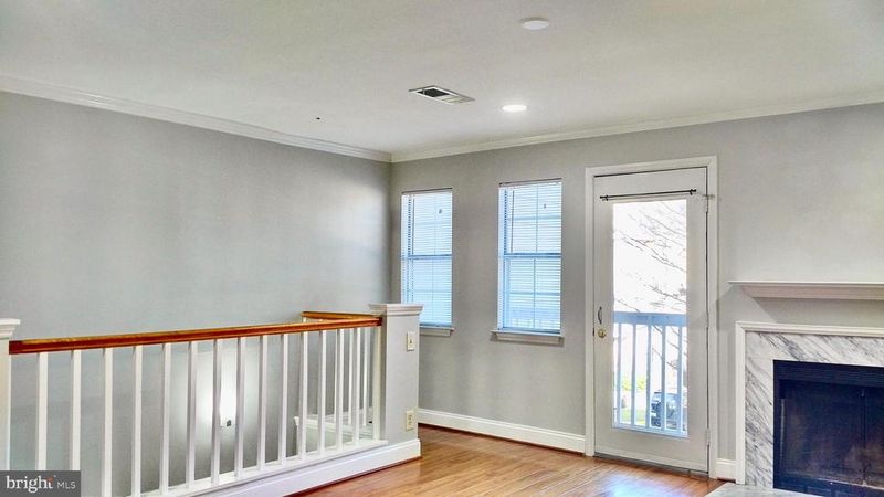 5705 Chapman Mill #150, North Bethesda, MD 20852