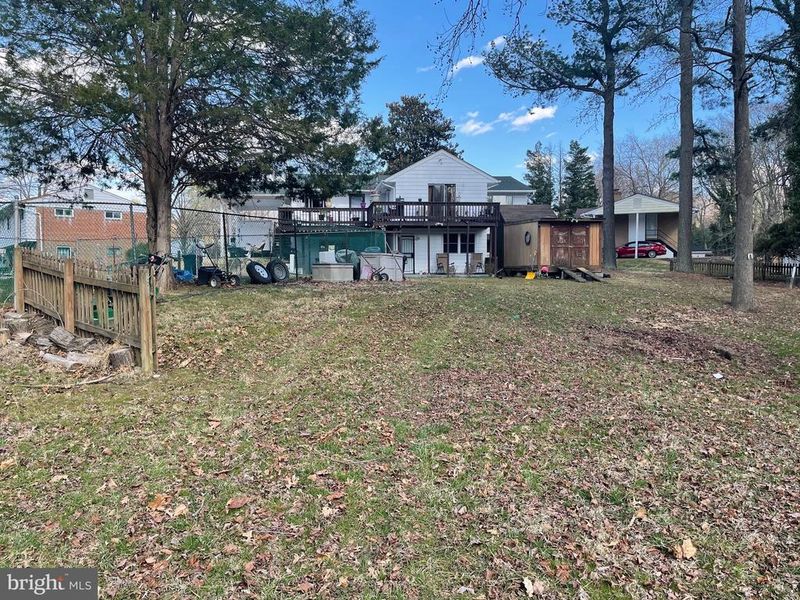 4600 Sharon Rd, Temple Hills, MD 20748