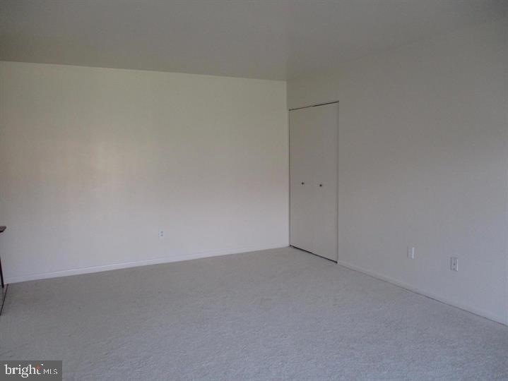 7599 Gales Ct #104, Manassas, VA 20109