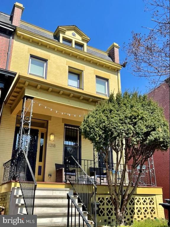 1218 E St NE, Washington, DC 20002
