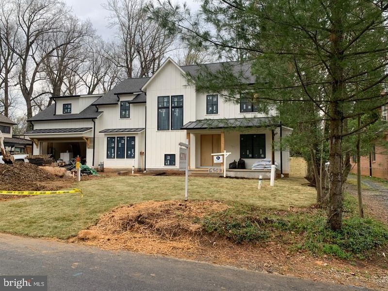 6503 81st St, Cabin John, MD 20818