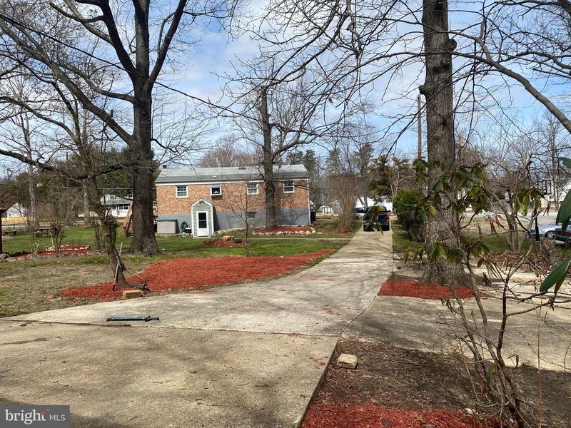 8603 Dangerfield Pl, Clinton, MD 20735
