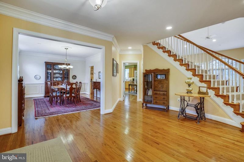13020 Mimosa Farm Ct, Rockville, MD 20850