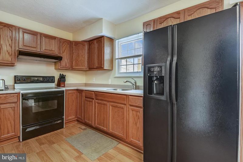 3444 Brookhaven Rd, Pasadena, MD 21122