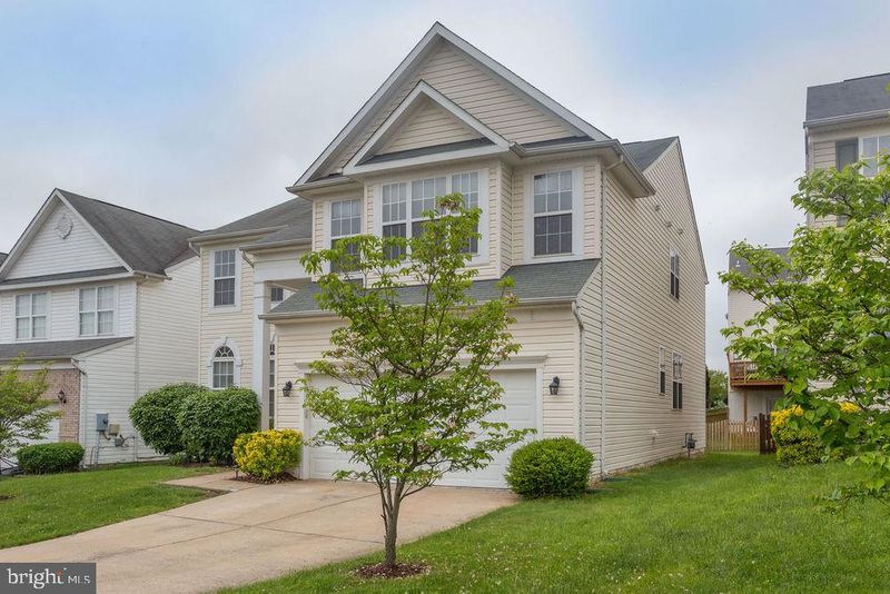 411 Hanrahan Ct SE, Leesburg, VA 20175