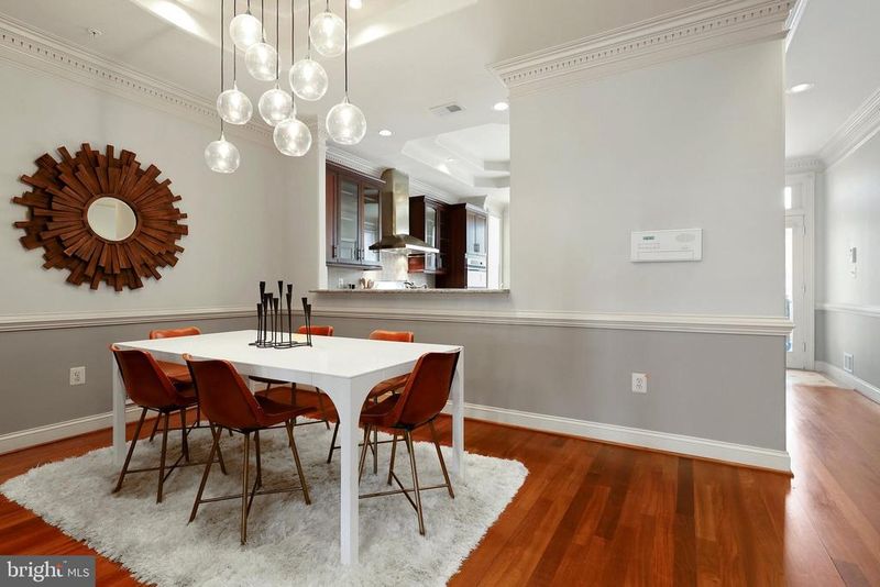 506 6th St NE, Washington, DC 20002