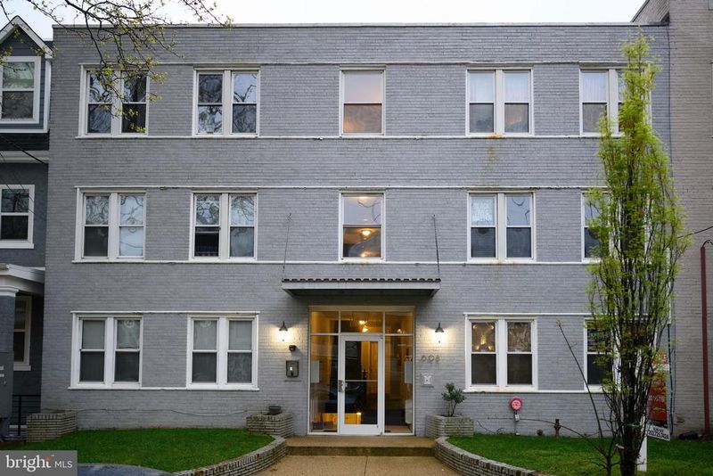 608 Jefferson St NW #103, Washington, DC 20011