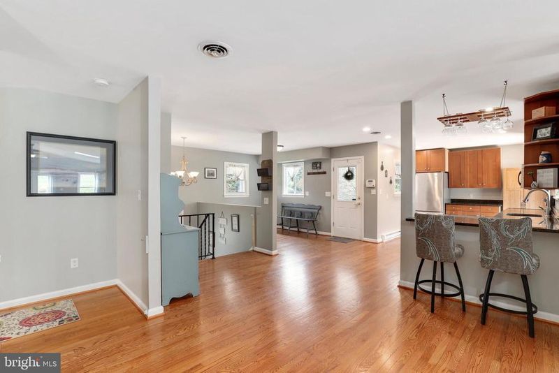 5405 Sidney Rd, Mount Airy, MD 21771