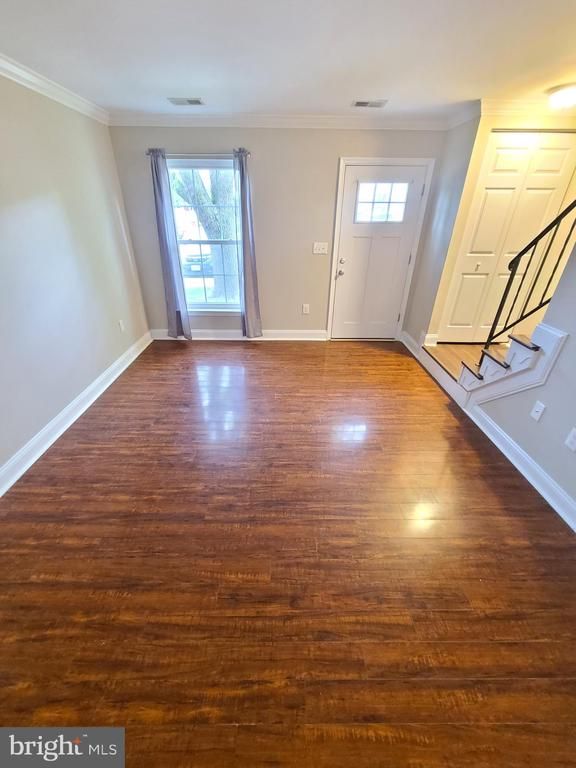 564 Lancaster Pl, Frederick, MD 21703