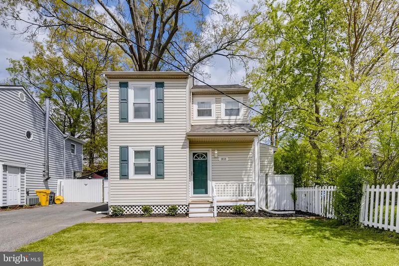 1625 Hilltop Rd, Edgewater, MD 21037