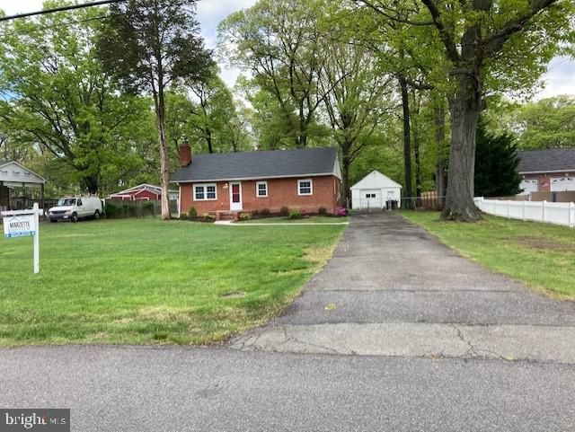 6438 Windham Ave, Alexandria, VA 22315