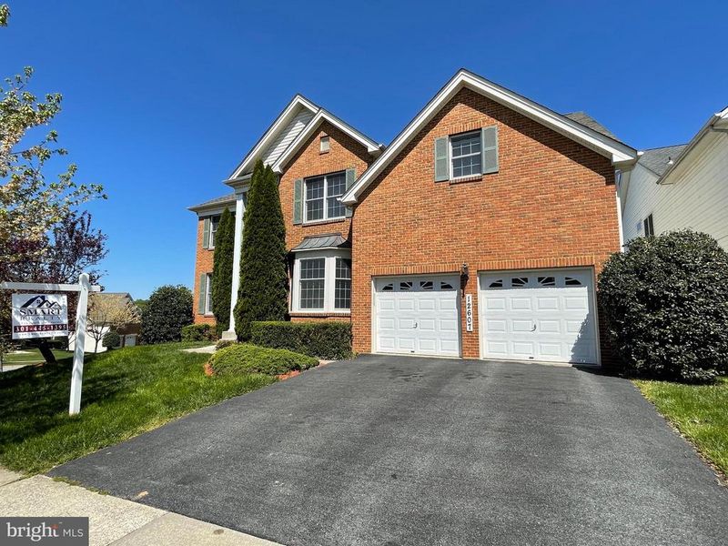 12607 Pine Needle Dr, Boyds, MD 20841
