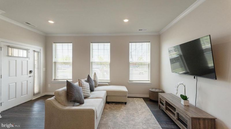 4942 Macdonough, Frederick, MD 21703