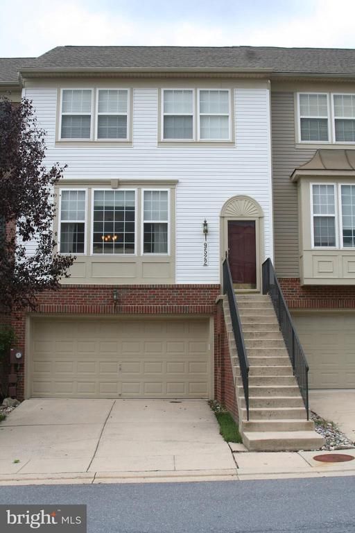 9522 Brigadoon Ln, Frederick, MD 21704