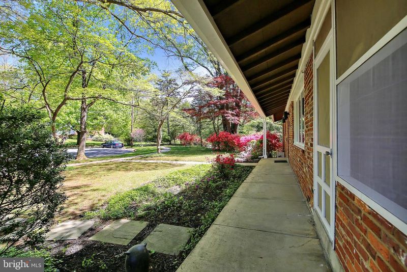 1203 Dunoon Ct, Silver Spring, MD 20903
