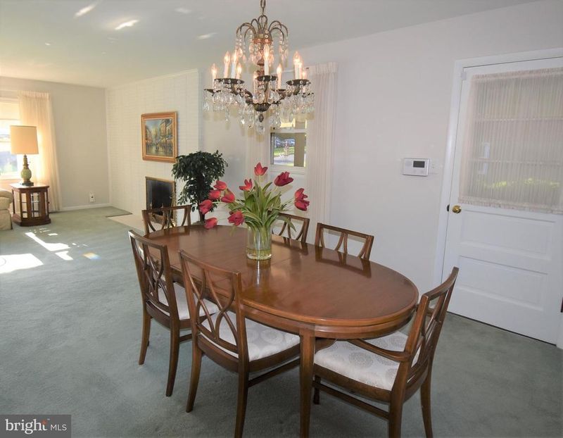 10104 Phoebe Ln, Adelphi, MD 20783