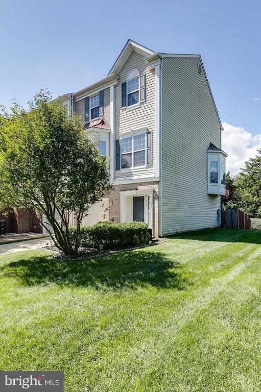 22509 Maison Carree Sq, Ashburn, VA 20148