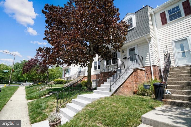 2241 Aberdeen Dr, Crofton, MD 21114