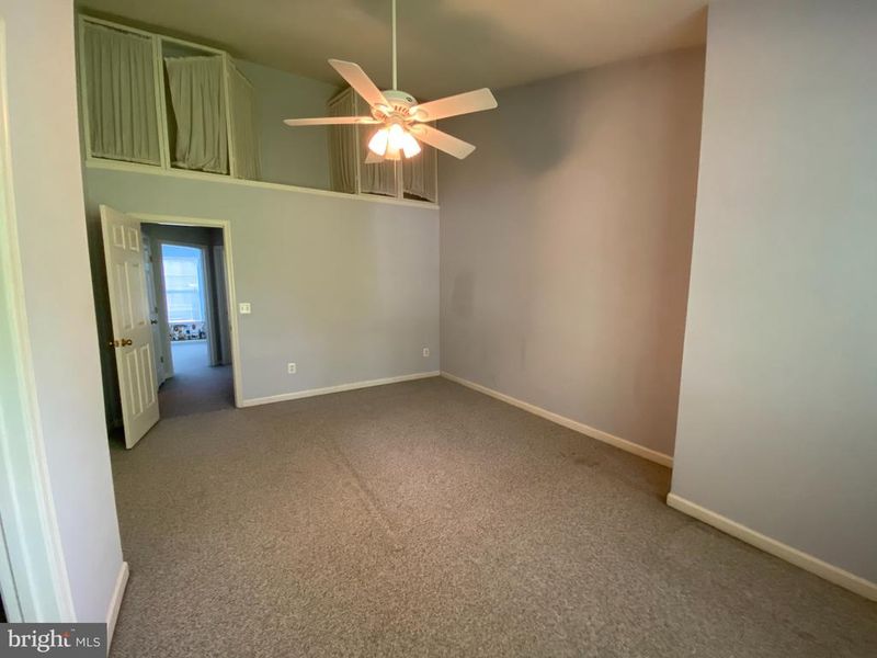 4110 Flower Box Ct, Fairfax, VA 22030