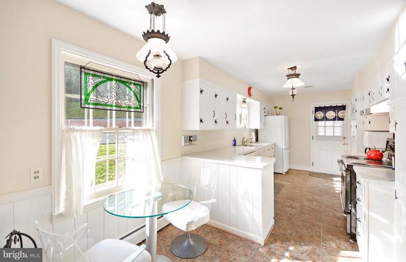 4632 Deer Spring Rd, Braddock Heights, MD 21714