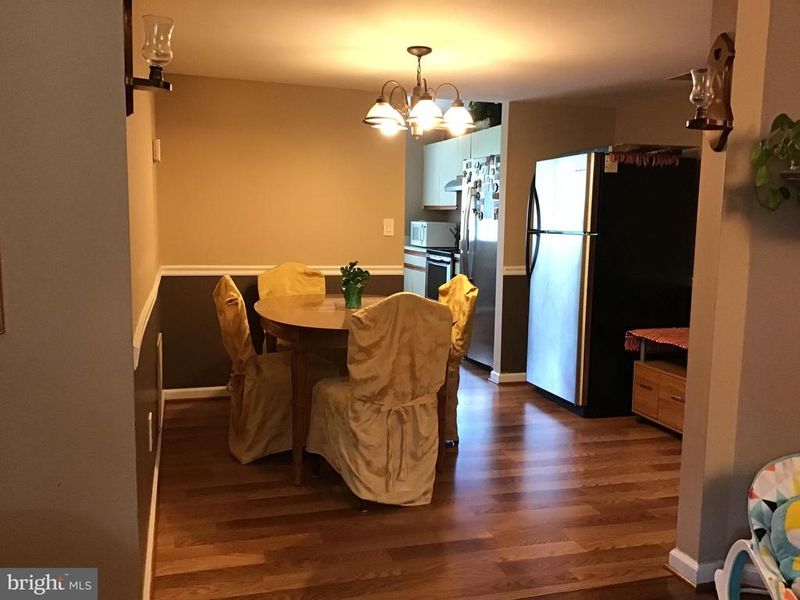 1662 E Woodtree Ct E, Annapolis, MD 21409