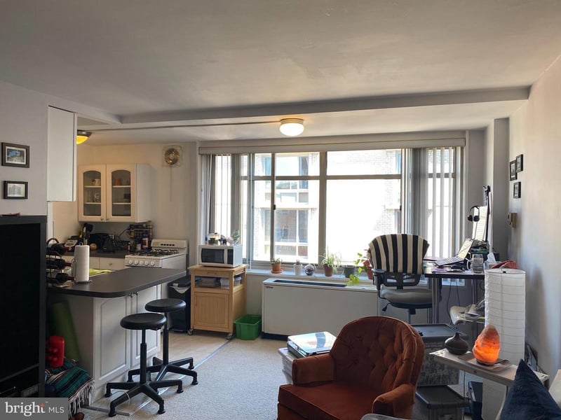 940 25th St NW #803-S, Washington, DC 20037