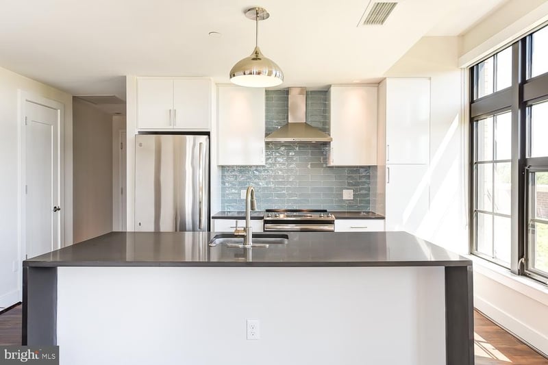 901 H St NE #FLAT D, Washington, DC 20002