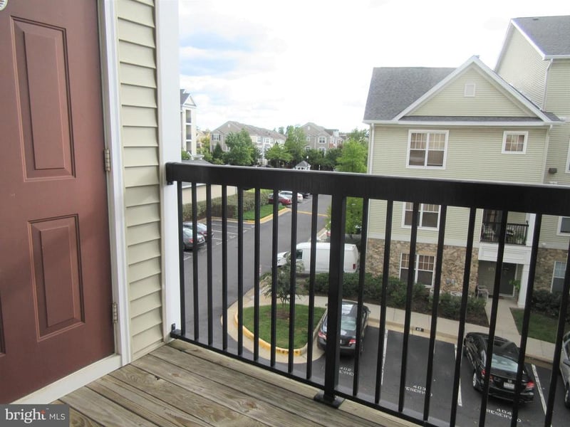 5109 Travis Edward Way #E, Centreville, VA 20120