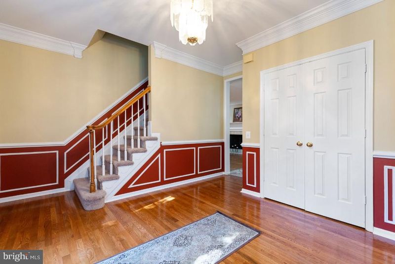 8554 Yoder St, Manassas, VA 20110