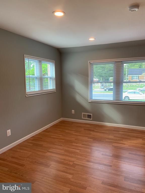9014 Adelphi Rd, Adelphi, MD 20783