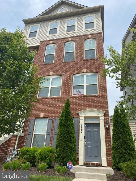 9122 Ruby Lockhart Blvd #12, Lanham, MD 20706
