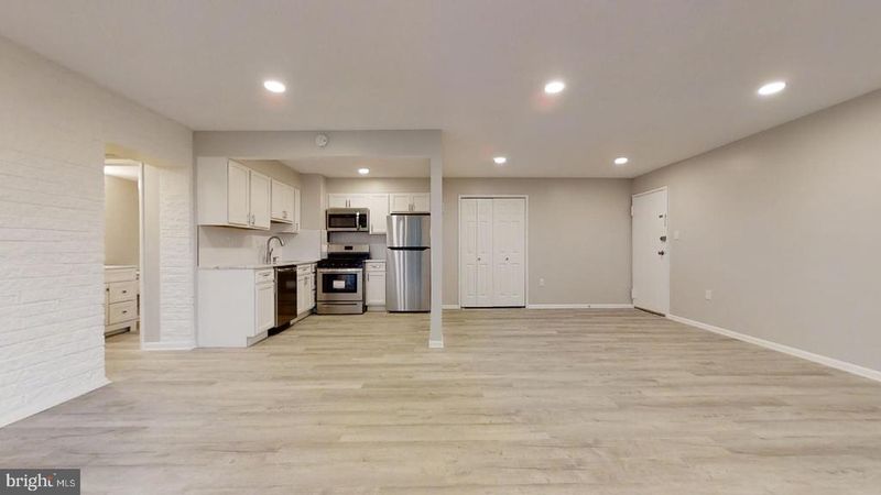 1822 Metzerott Rd #305, Adelphi, MD 20783