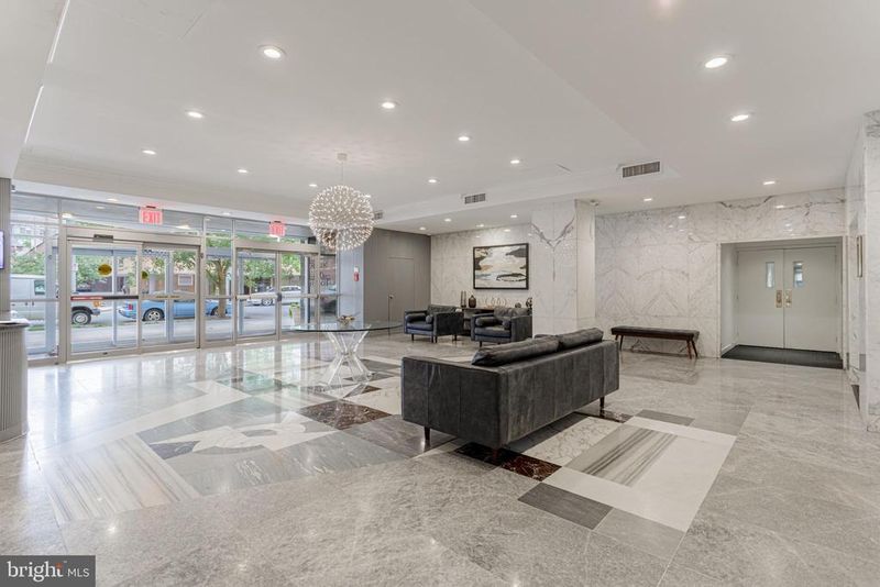 730 24th St NW #708, Washington, DC 20037