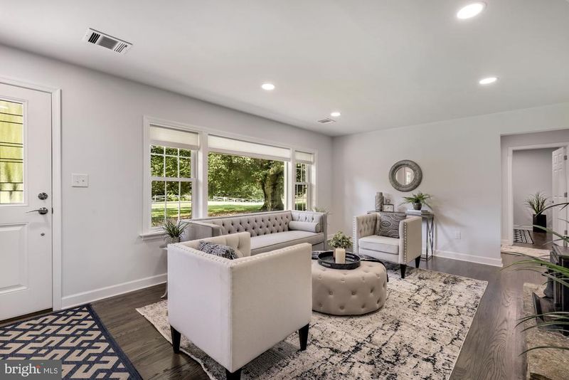 1114 Ednor Rd, Silver Spring, MD 20905