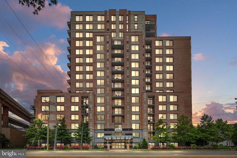 2451 Midtown Ave #402, Alexandria, VA 22303