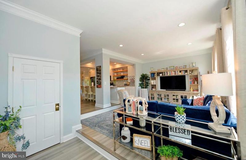 205 Elder Ter, Purcellville, VA 20132