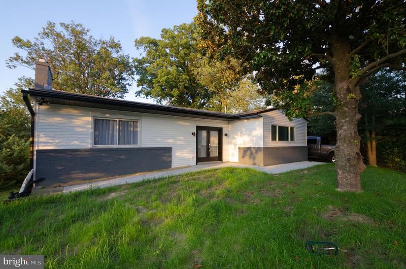 112 Mountain Rd, Linthicum, MD 21090