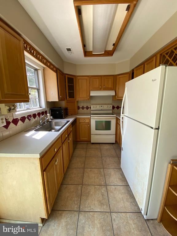 8701 Point Of Woods Dr, Manassas, VA 20110